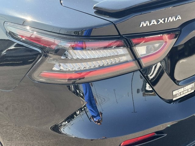 2023 Nissan Maxima SR