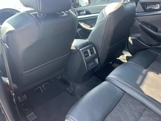 2023 Nissan Maxima SR