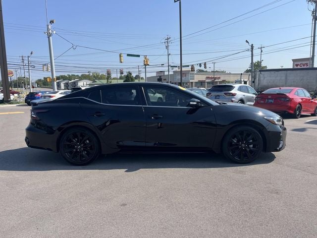 2023 Nissan Maxima SR
