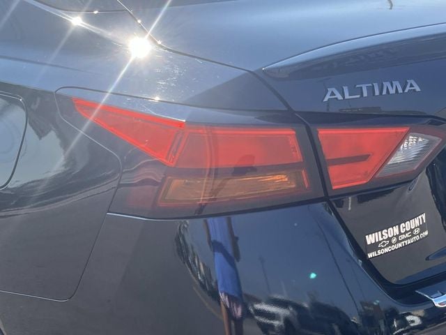 2023 Nissan Altima 2.0 SR