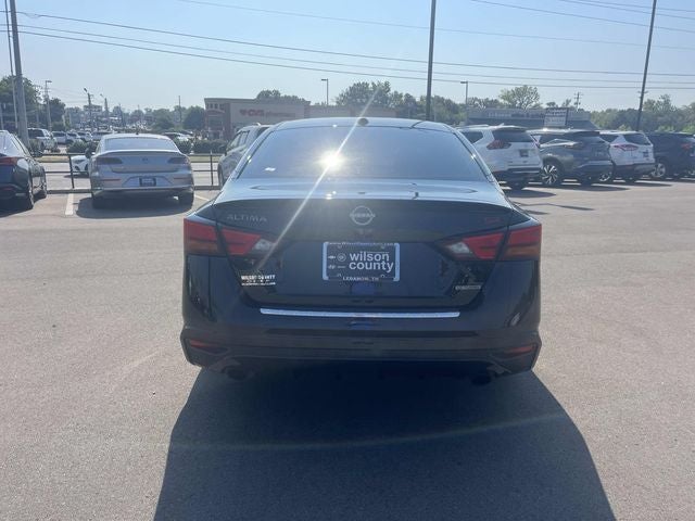 2023 Nissan Altima 2.0 SR