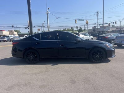 2023 Nissan Altima 2.0 SR