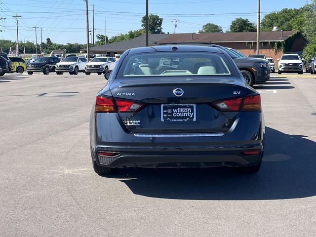 2022 Nissan Altima 2.5 SV
