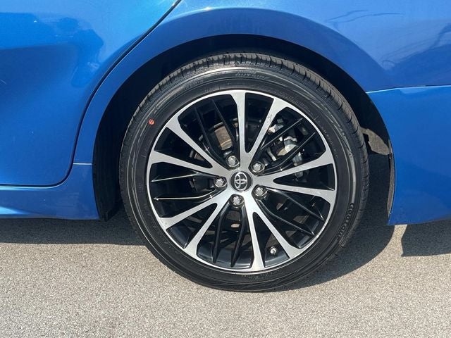 2018 Toyota Camry Hybrid SE