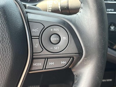 2018 Toyota Camry Hybrid SE