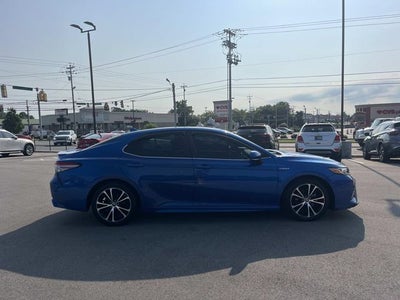 2018 Toyota Camry Hybrid SE