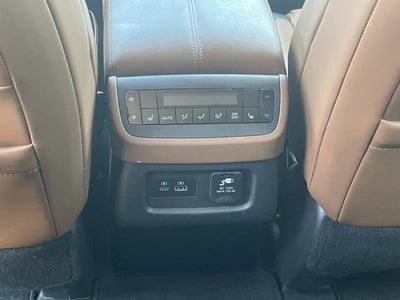 2022 Nissan Pathfinder Platinum