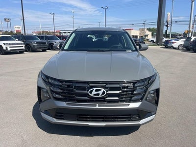 2026 Hyundai TUCSON SE