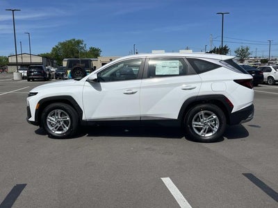 2026 Hyundai TUCSON SE