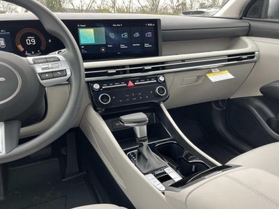 2026 Hyundai TUCSON SEL