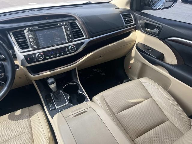 2015 Toyota Highlander Limited Platinum V6