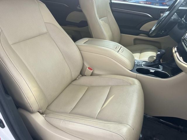 2015 Toyota Highlander Limited Platinum V6