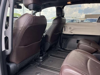 2022 Toyota Sienna Platinum 7 Passenger