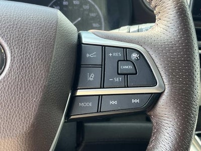 2022 Toyota Sienna Platinum 7 Passenger