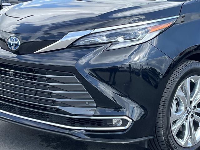 2022 Toyota Sienna Platinum 7 Passenger