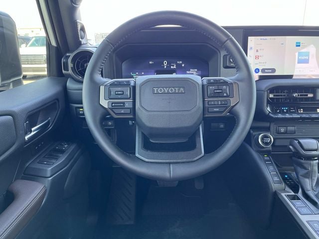 2025 Toyota Land Cruiser PREMIUM