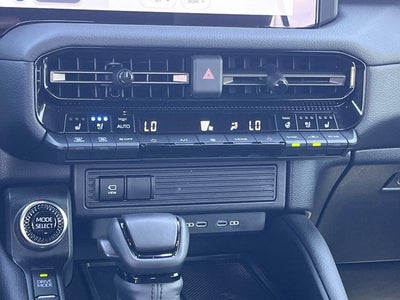 2025 Toyota Land Cruiser PREMIUM