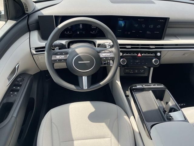 2026 Hyundai TUCSON HYBRID SE