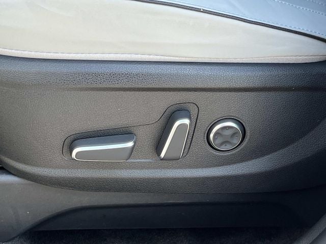2025 Hyundai PALISADE SEL Premium 8 Passenger
