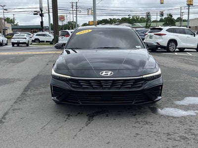 2024 Hyundai ELANTRA SEL