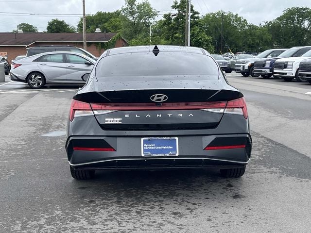 2024 Hyundai ELANTRA SEL